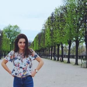 Meet your Posher, Alyssa